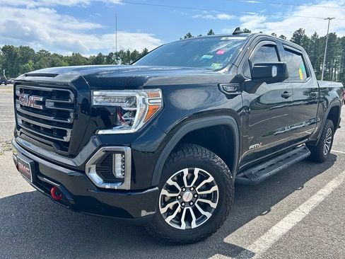 Used 2021 GMC Sierra 1500 AT4 w/ AT4 Preferred Package AWD/4WD image 2