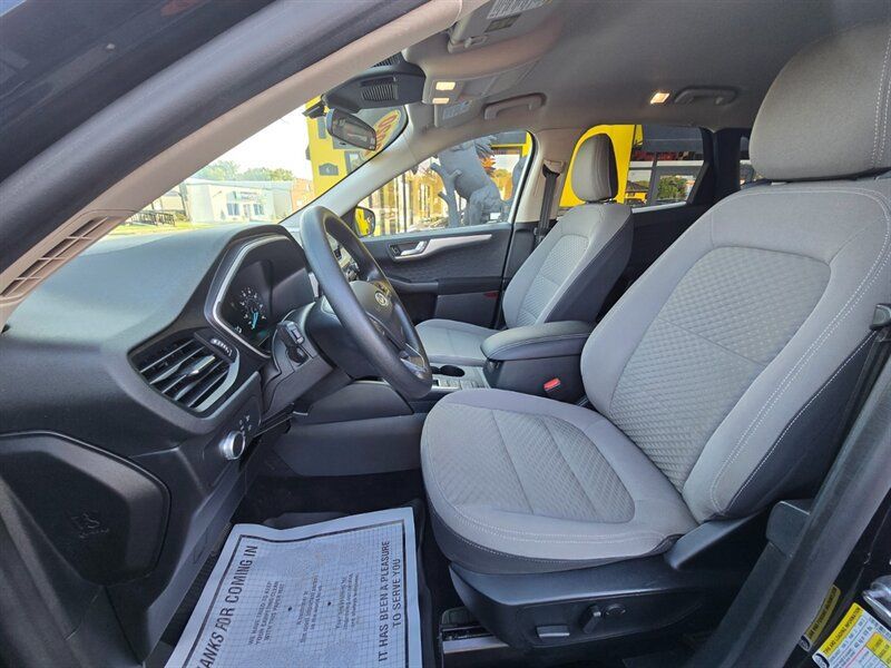 Used 2020 Ford Escape SE AWD/4WD image 10