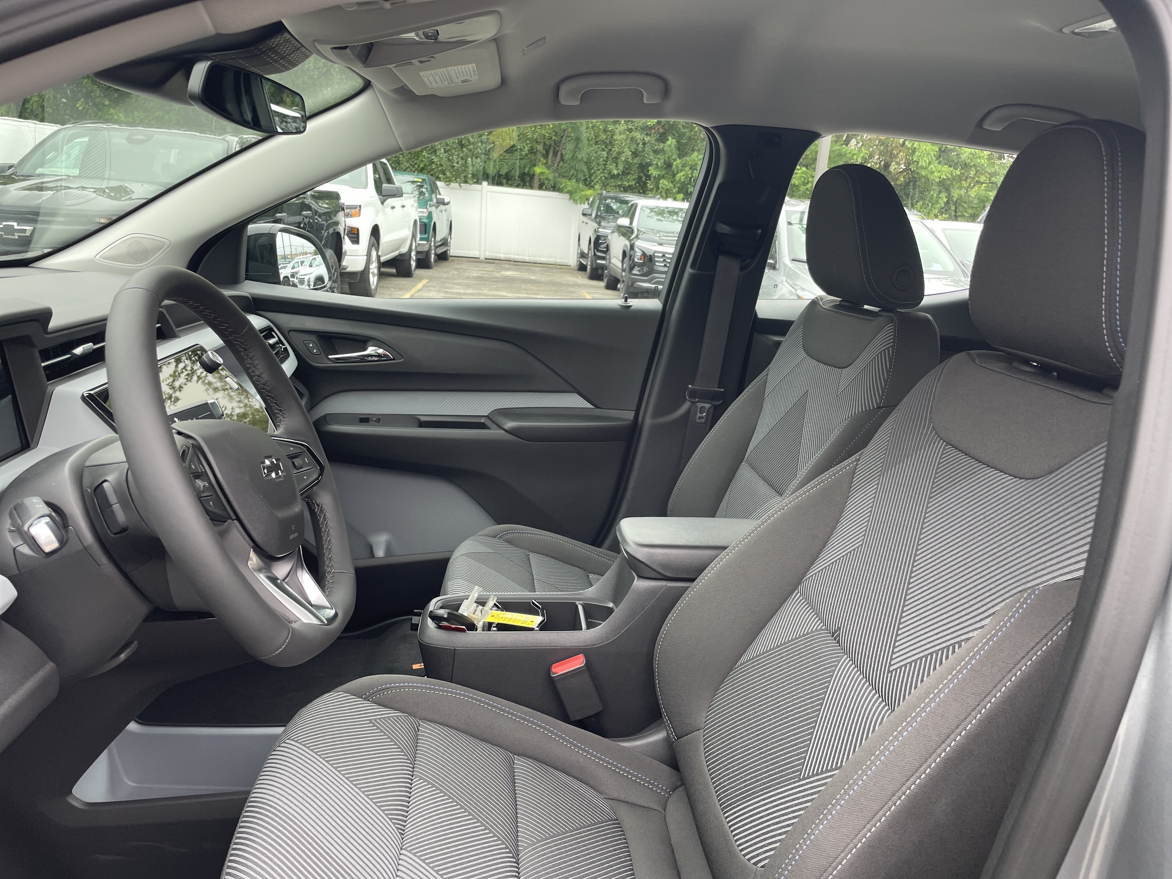 New 2027 Chevrolet Bolt LT w/ Comfort Package FWD image 15
