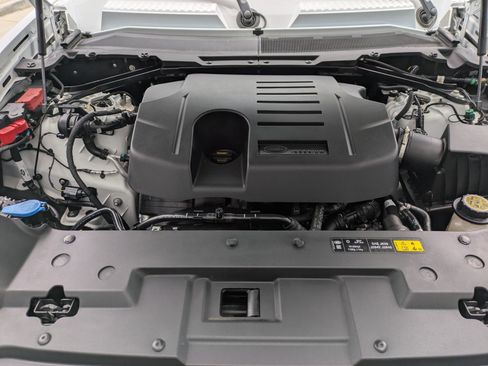 Certified 2024 Land Rover Defender 130 X-Dynamic SE image 35