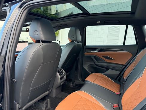 New 2026 Volkswagen Tiguan SEL R-Line AWD/4WD image 19