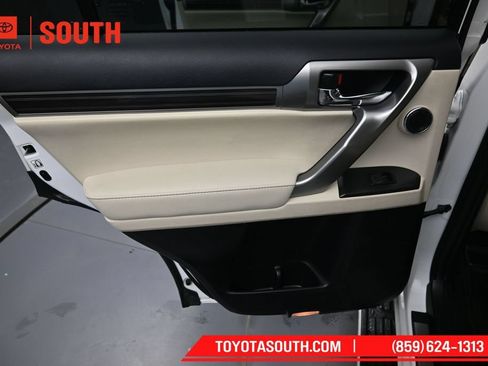 Used 2023 Lexus GX 460 Premium AWD/4WD image 30