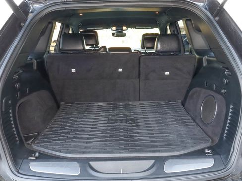 Used 2017 Jeep Grand Cherokee Trailhawk image 9