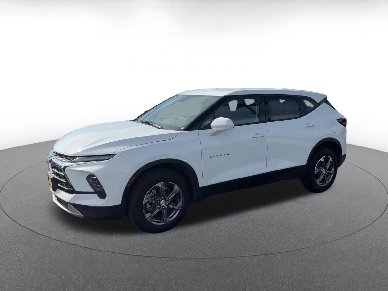 Used 2026 Chevrolet Blazer LT AWD/4WD image 7