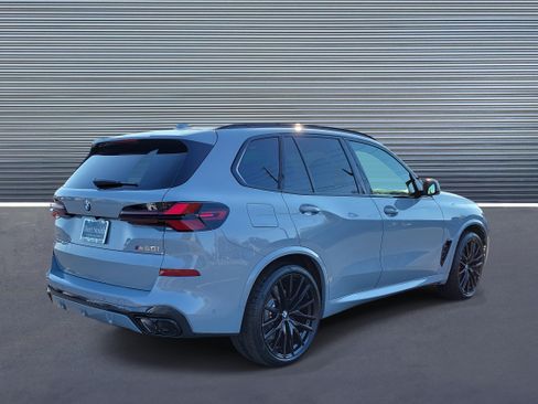 New 2026 BMW X5 M60i image 3