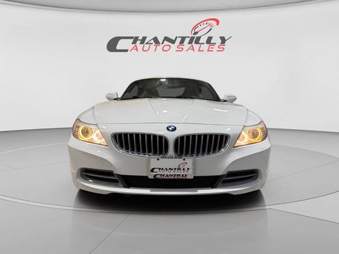 Used 2009 BMW Z4 sDrive35i image 8