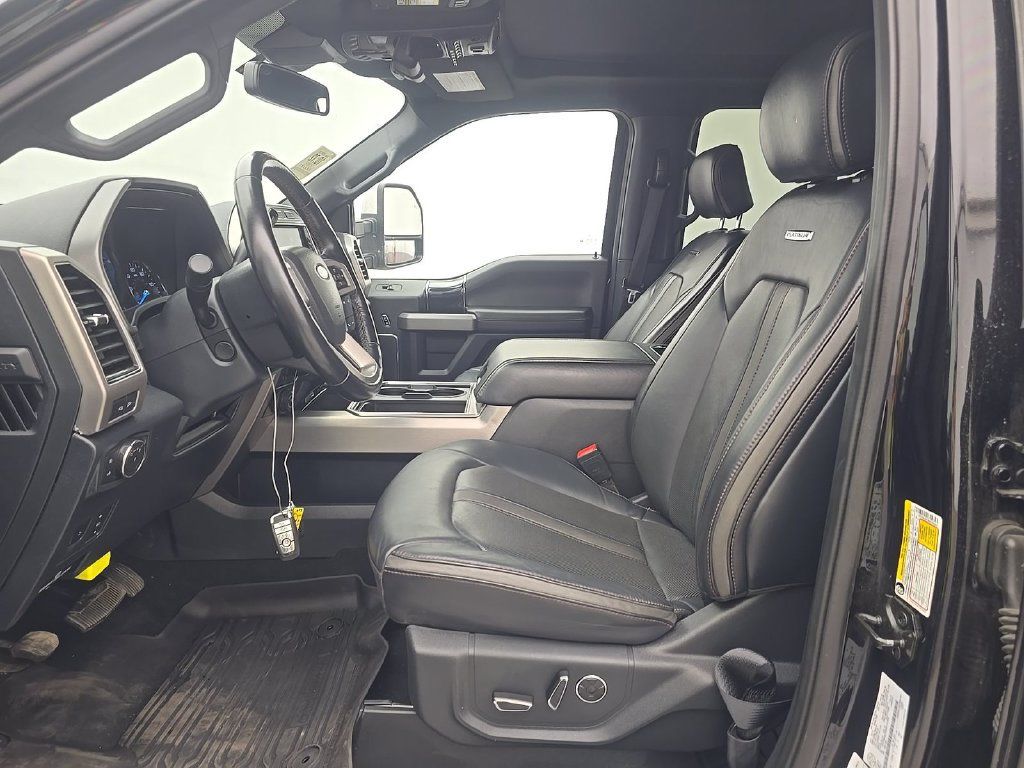 Used 2022 Ford F250 Platinum AWD/4WD image 4