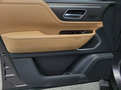 Used 2025 INFINITI QX80 Luxe AWD/4WD image 17