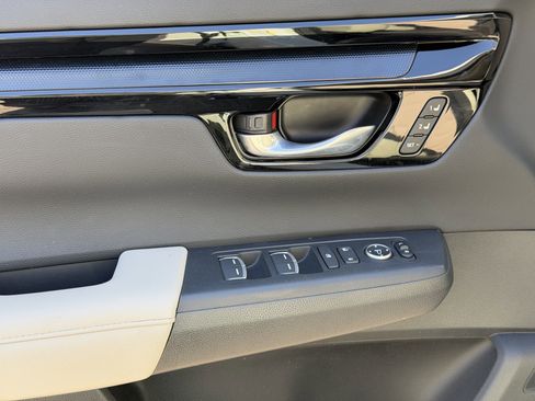 Used 2023 Honda CR-V EX-L image 11