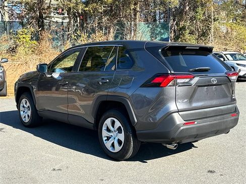 Certified 2022 Toyota RAV4 LE w/ Carpet Mat Package (TMS) image 3