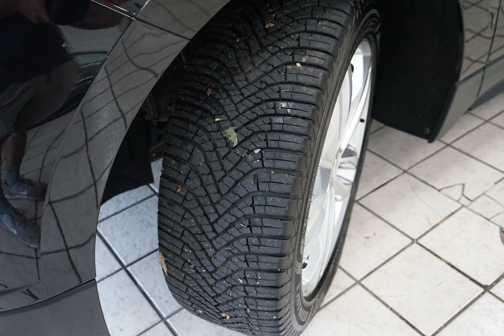 Used 2020 Chevrolet Equinox Premier AWD/4WD image 56