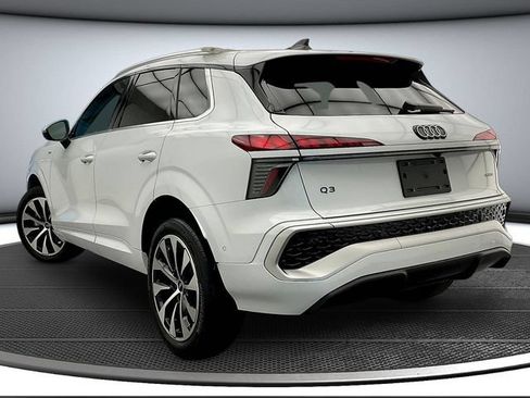 New 2026 Audi Q3 quattro 2.0T AWD/4WD image 3