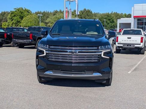 Used 2021 Chevrolet Suburban Premier RWD image 8