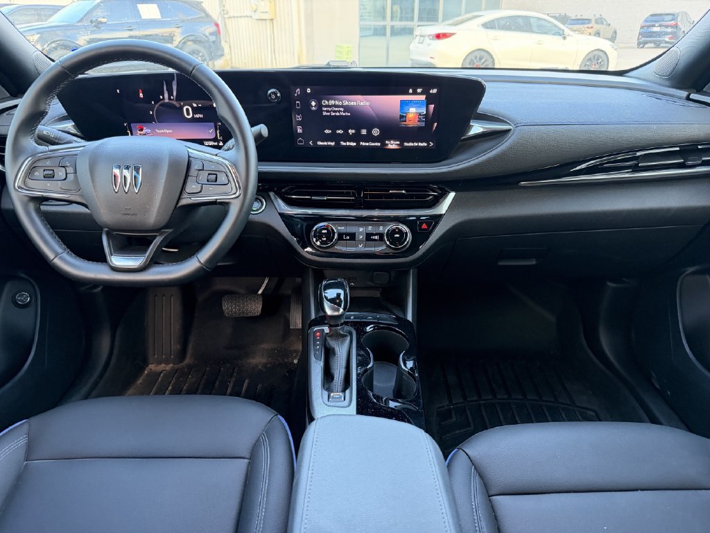 Used 2025 Buick Envista Sport Touring w/ Convenience II Package FWD image 25