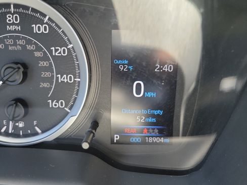 Used 2022 Toyota Corolla LE FWD image 25