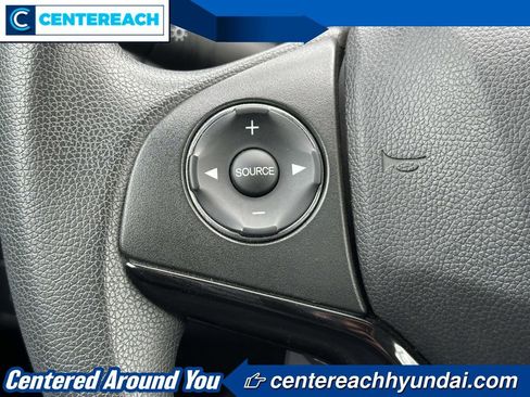 Used 2018 Honda HR-V LX image 18