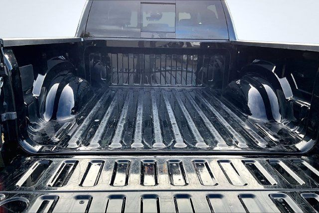Used 2026 RAM 1500 Laramie AWD/4WD image 7