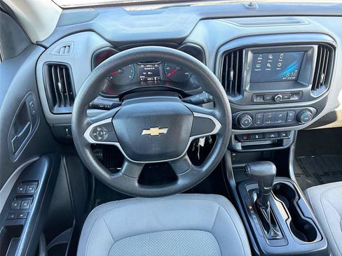 Used 2017 Chevrolet Colorado W/T w/ WT Convenience Package AWD/4WD image 20
