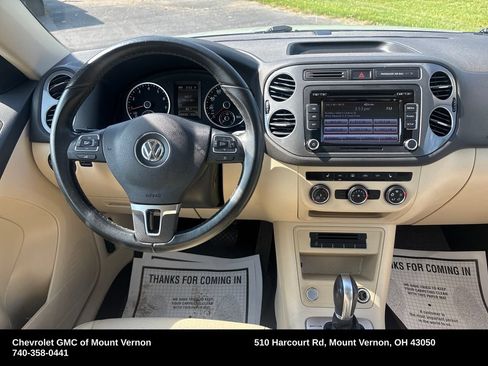 Used 2015 Volkswagen Tiguan SE AWD/4WD image 16