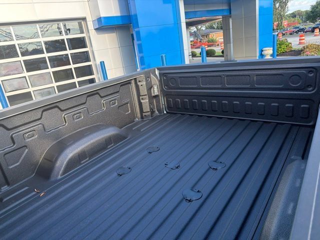 New 2026 Chevrolet Silverado 2500 Custom w/ Custom Value Package AWD/4WD image 17
