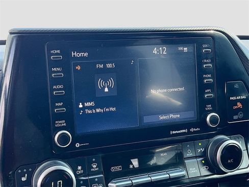 Used 2022 Toyota Highlander XSE image 14