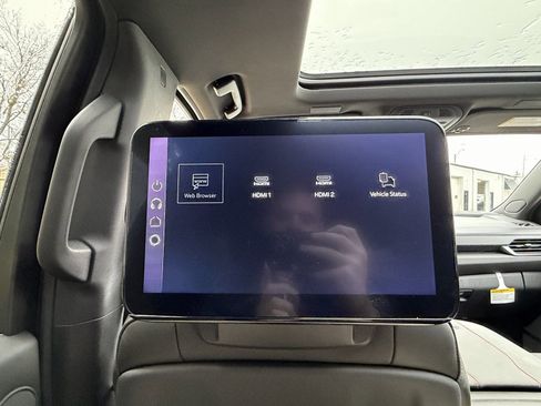 New 2025 GMC Yukon AT4 Ultimate w/ LPO, Floor Liner Package image 33