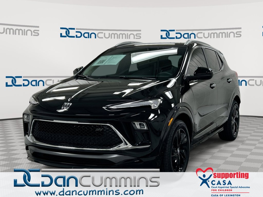 Used 2025 Buick Encore GX Sport Touring FWD image 1
