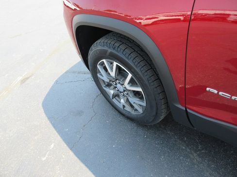 Certified 2021 GMC Acadia SLE w/ Driver Convenience Package FWD image 14