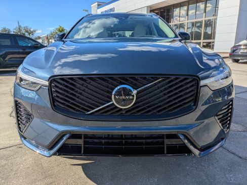 New 2026 Volvo XC60 B5 Ultra w/ Protection Package Premier image 9