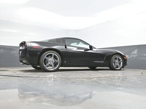 Used 2009 Chevrolet Corvette Coupe w/ Preferred Equipment Group RWD image 44