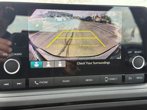 Used 2025 Honda Accord LX image 22