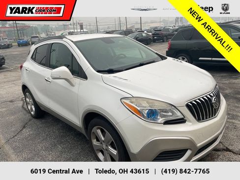 Used 2016 Buick Encore FWD image 1