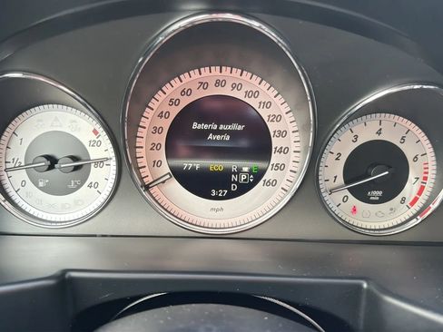 Used 2013 Mercedes-Benz GLK 350 4MATIC image 13