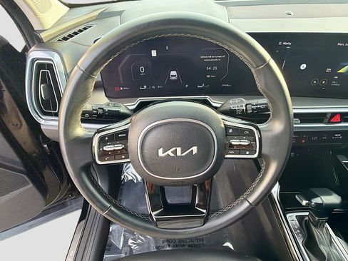 Used 2024 Kia Sorento SX FWD image 40