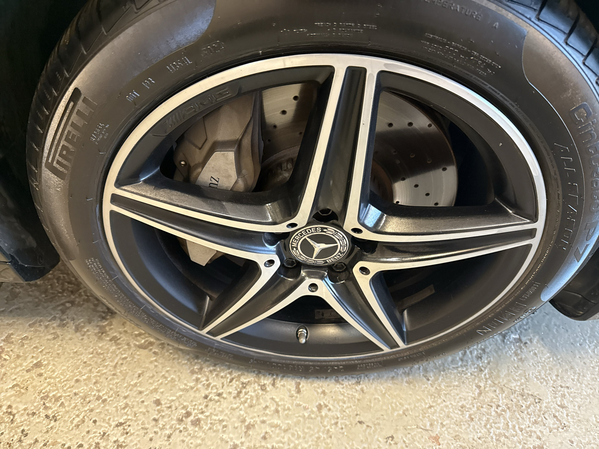 Used 2018 Mercedes-Benz E 300 4MATIC image 31