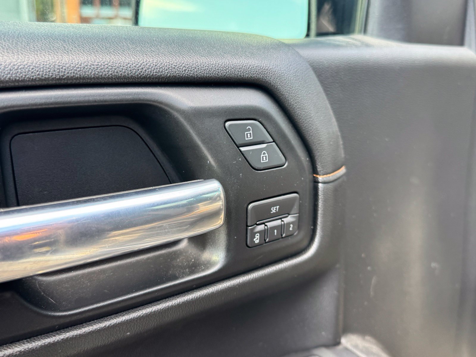 Used 2019 GMC Sierra 1500 AT4 w/ AT4 Premium Package AWD/4WD image 13