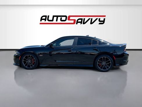 Used 2022 Dodge Charger Scat Pack w/ Plus Group RWD image 4