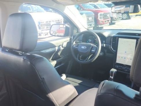 New 2025 Ford Ranger Lariat w/ FX4 Off-Road Package image 27