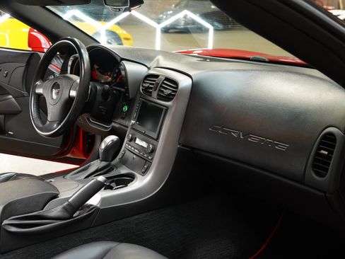 Used 2006 Chevrolet Corvette Convertible w/ Preferred Equipment Group image 51