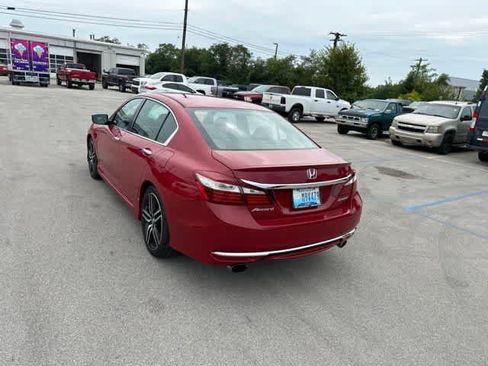 Used 2016 Honda Accord Sport image 9