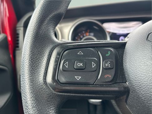 Certified 2020 Jeep Wrangler Sport AWD/4WD image 14