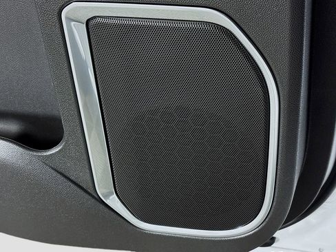 New 2026 GMC Sierra 1500 Elevation image 24