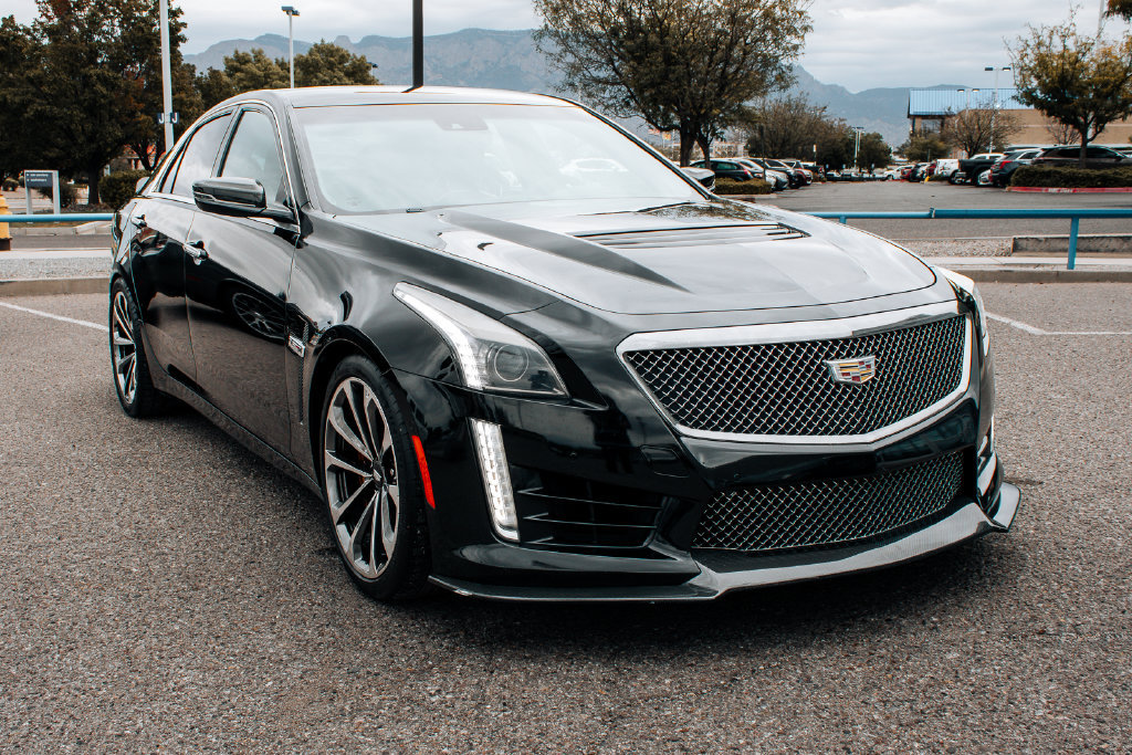 Used 2018 Cadillac CTS V w/ Carbon Fiber Package RWD image 1