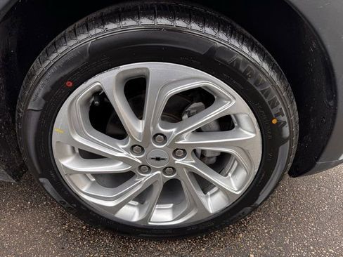 Used 2023 Chevrolet Bolt EUV LT image 31