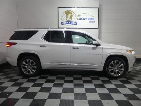 Used 2021 Chevrolet Traverse Premier image 6