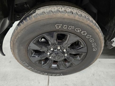 Used 2024 RAM 2500 Limited image 12