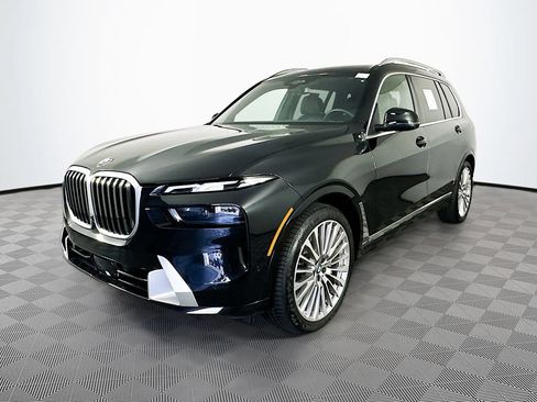 Used 2026 BMW X7 xDrive40i AWD/4WD image 4
