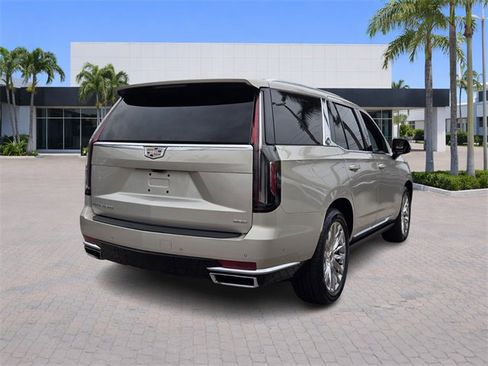 Used 2021 Cadillac Escalade Premium Luxury w/ Driver Assist Tech Package image 7