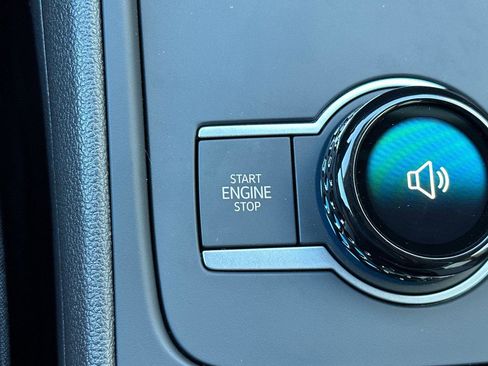 New 2026 Volkswagen Tiguan S image 21