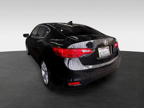 Used 2015 Acura ILX w/ Technology Package FWD image 5